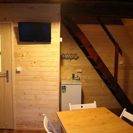 Stanica Wodna Pttk Ukta * 鲁恰内尼达