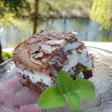 Üdülőközpont Stanica Wodna Pttk Ukta *